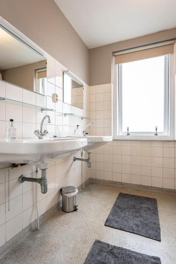 דה קוח Bed And Breakfast Het Bureau Texel מראה חיצוני תמונה