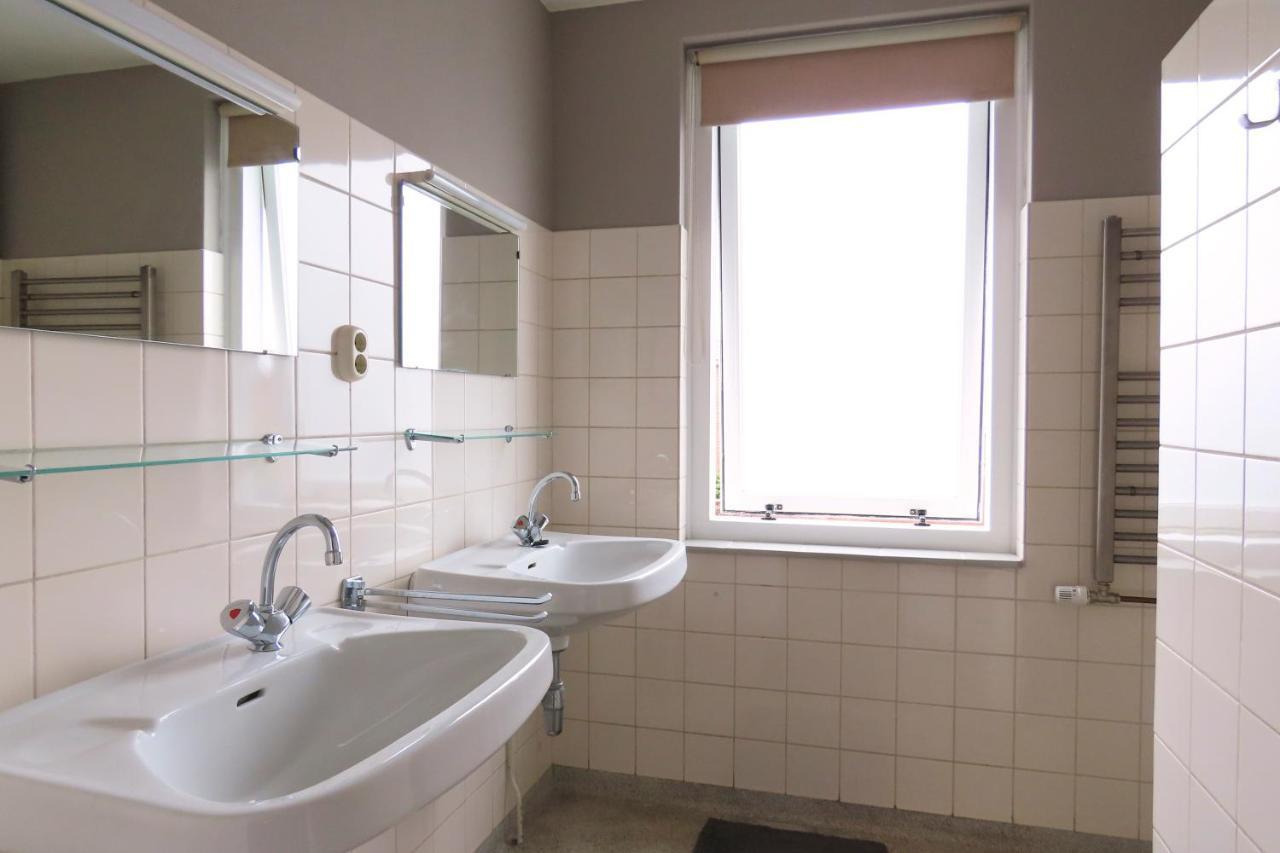 דה קוח Bed And Breakfast Het Bureau Texel מראה חיצוני תמונה
